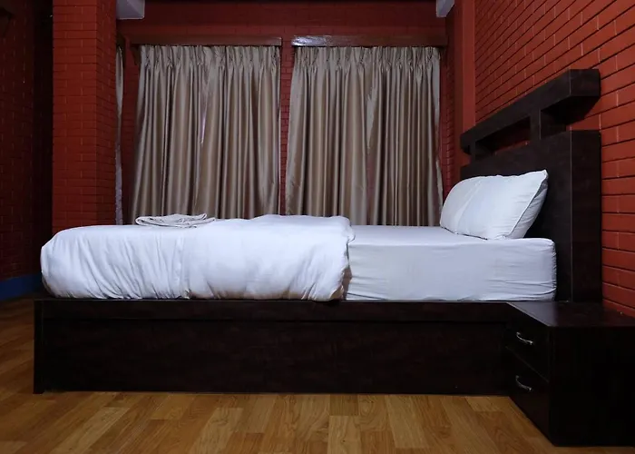 Makalu 2bhk Thamel 5 Min Walk 1st Floor Apartment