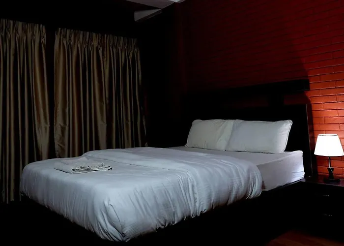 Makalu 2bhk Thamel 5 Min Walk 1st Floor Apartment *