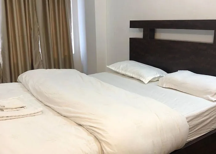 Makalu 2bhk Thamel 5 Min Walk 1st Floor * Kathmandu
