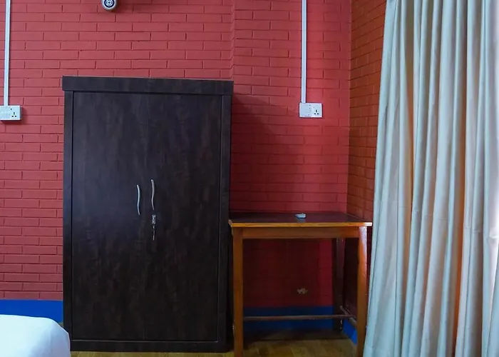 Makalu 2bhk Thamel 5 Min Walk 1st Floor Apartment